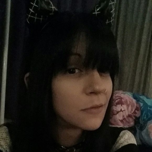 Meet your Posher, Brandyce - Picture 1 of 1